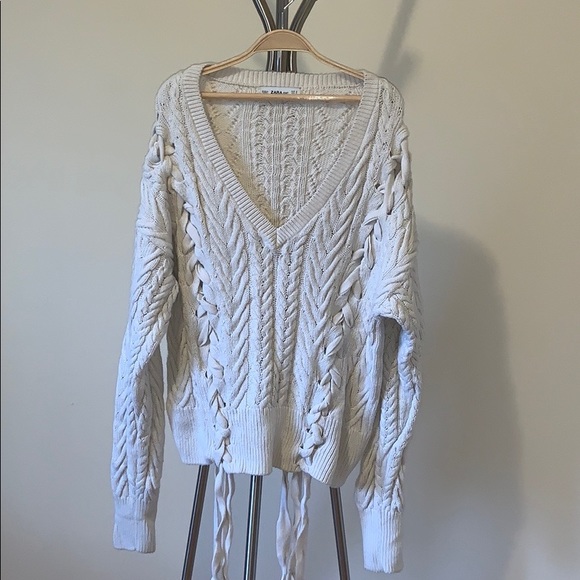 SOLD Zara Beige Cable Knit Sweater - Picture 1 of 4